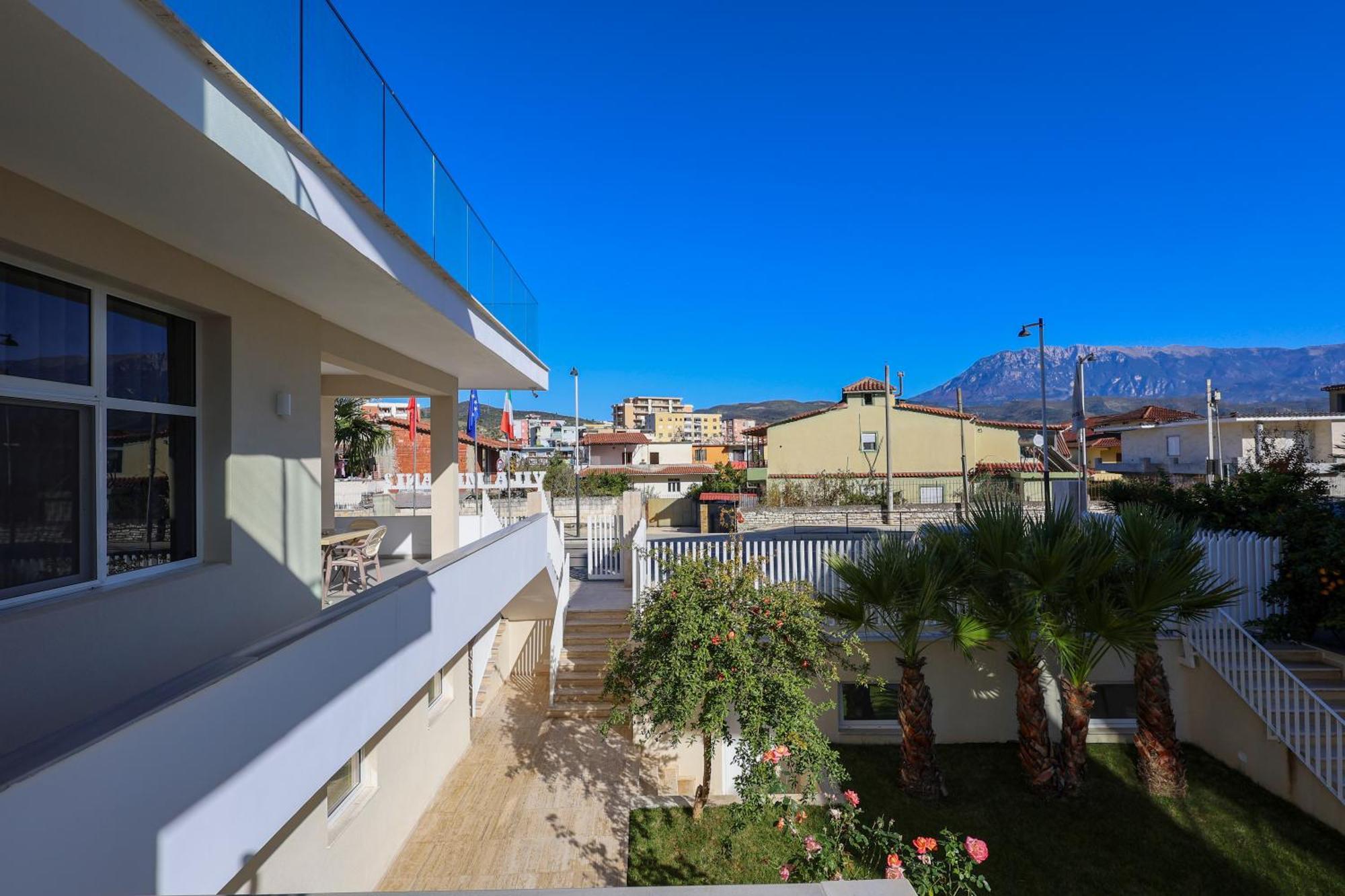 Apartaments Mimani 2 Берат Екстериор снимка