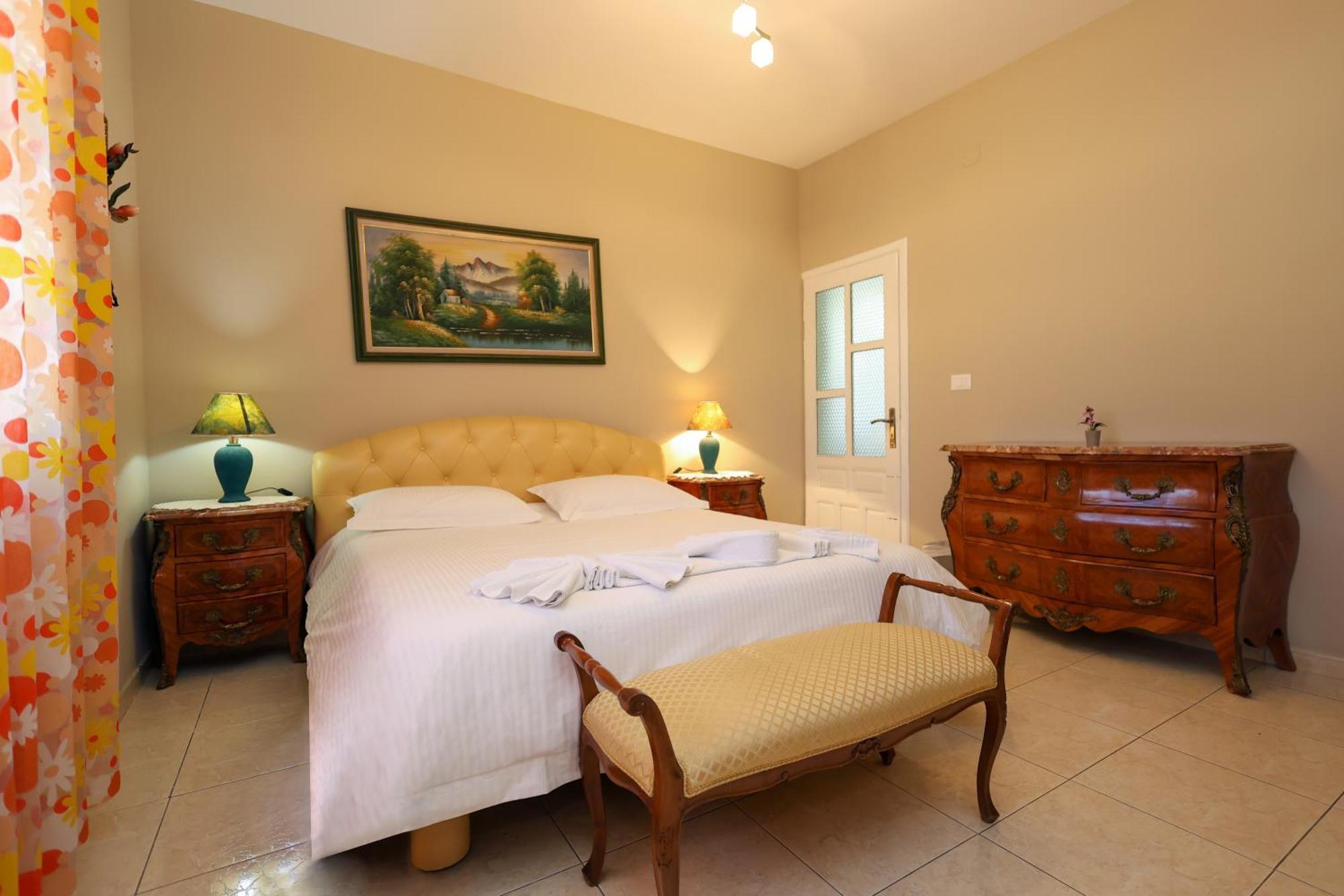 Apartaments Mimani 2 Берат Стая снимка