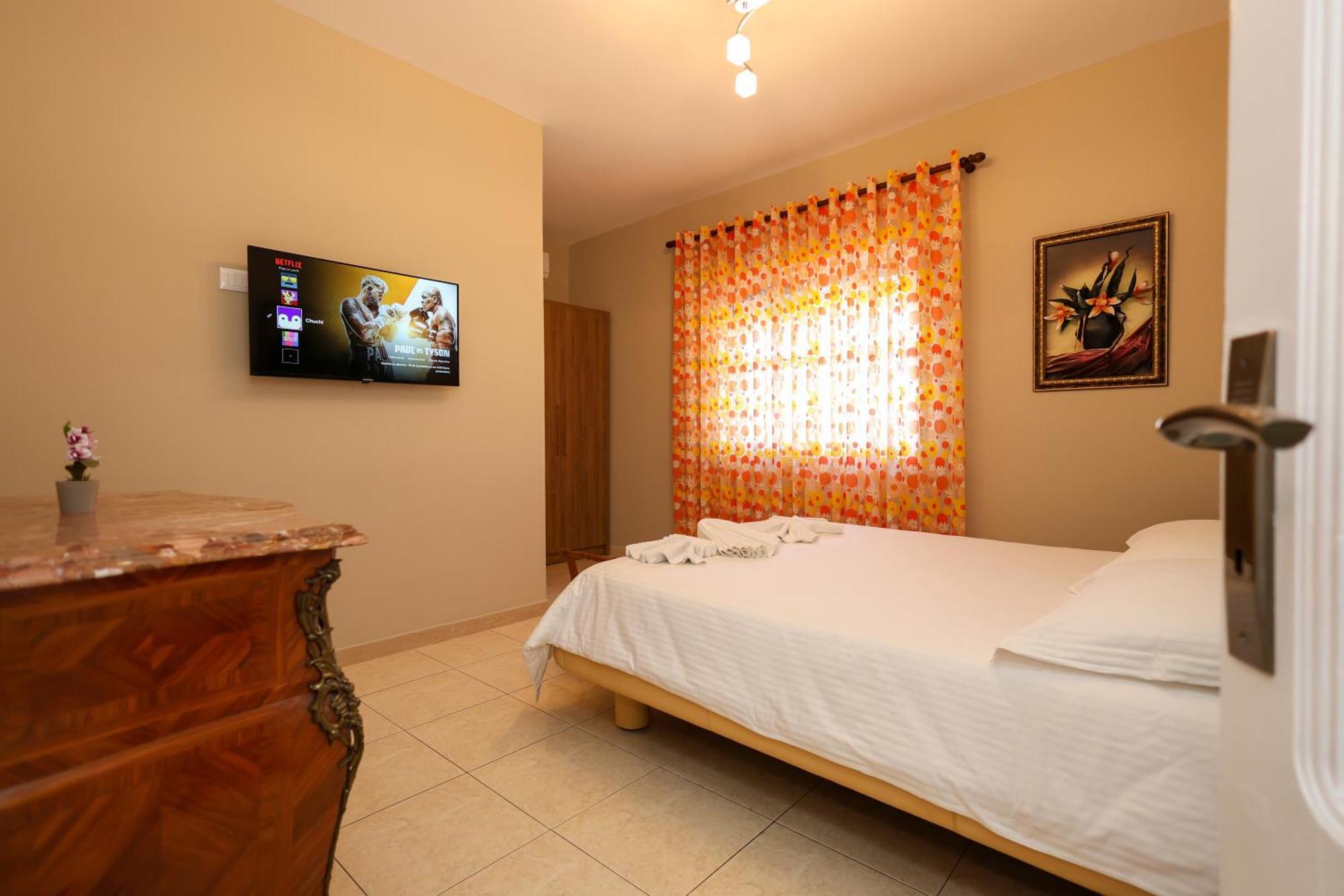 Apartaments Mimani 2 Берат Стая снимка
